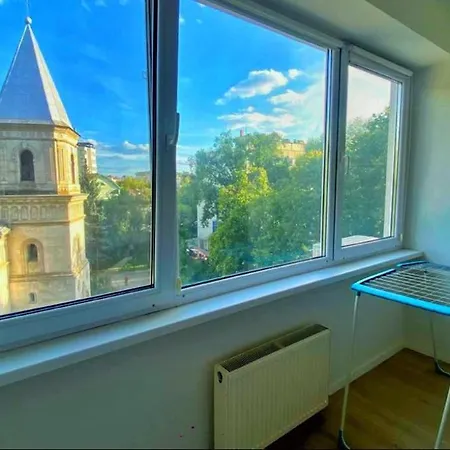 2 Mins From Center - Luxury In Kişinev